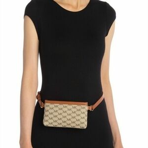 Michael Kors Fanny Belt Bag